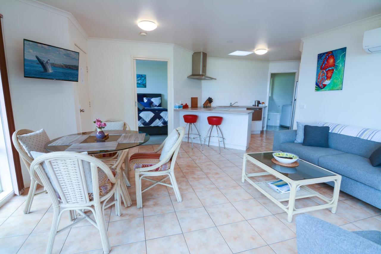 Quarantine Bay Beach Cottages Eden Exterior photo